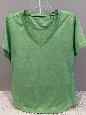 Tommy Bahama IslandZone Pineapple Performance Top $78 Retail
